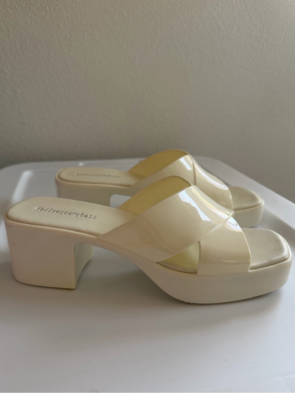 Jeffrey Campbell Bubblegum Platform Sandal White Size 9